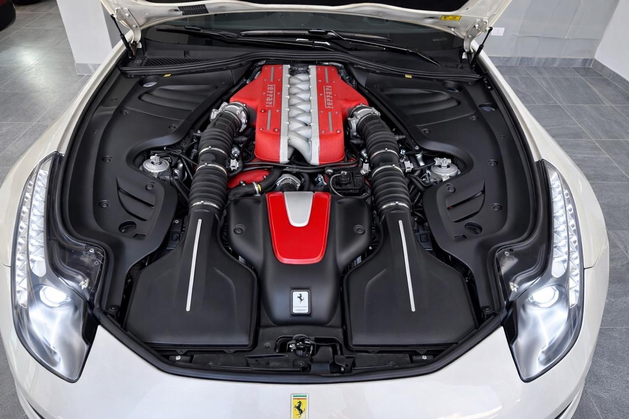 Ferrari FF 2012 Tailor Made – Full Optional – Bianco Perla – Tagliandi Ferrari