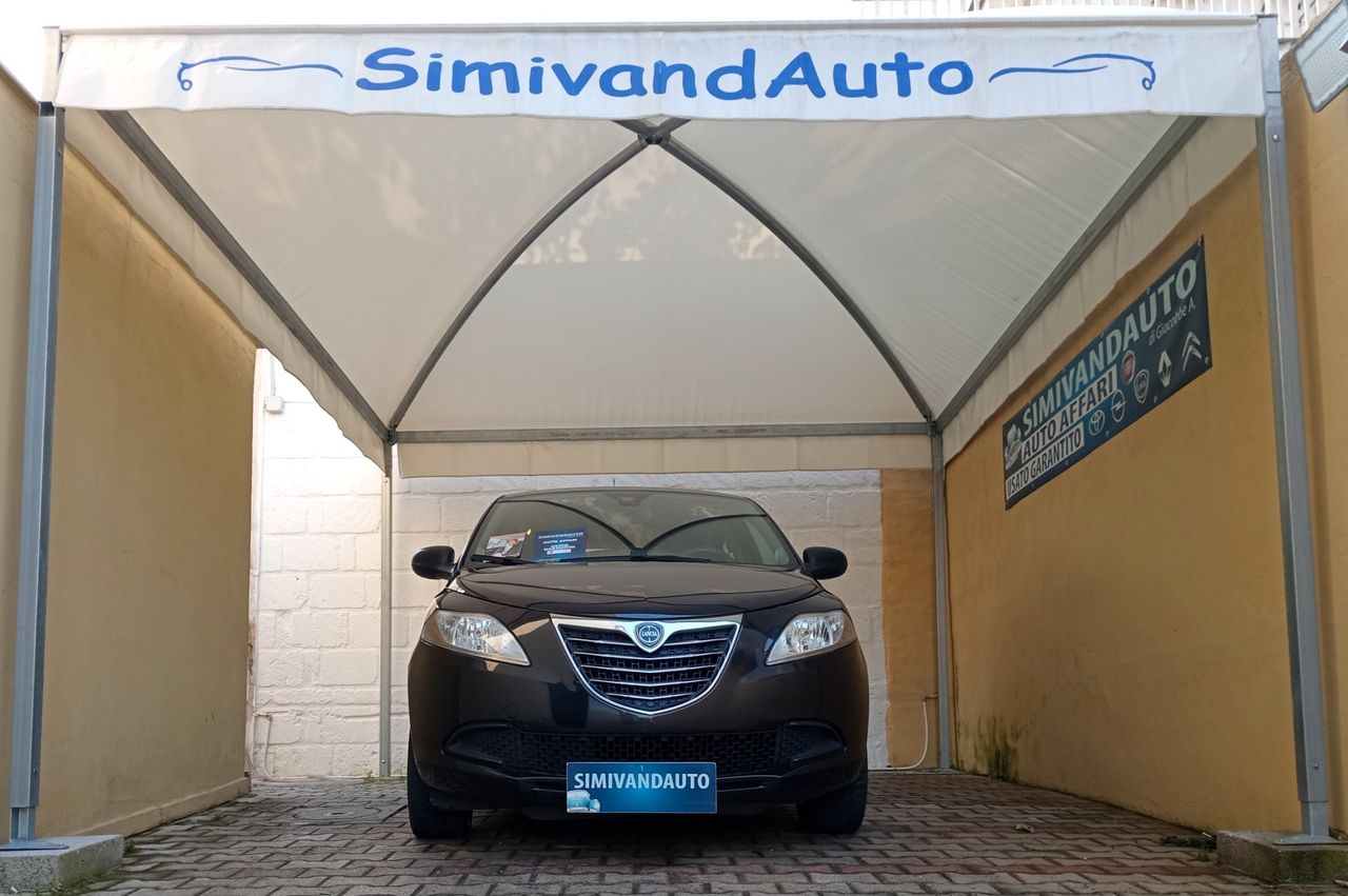 Lancia Ypsilon 1.2 69 CV 5 porte GPL Ecochic Silver