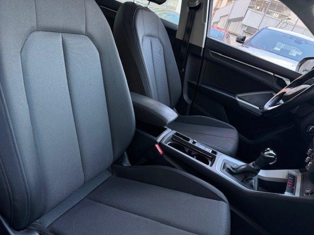 AUDI Q3 35 TDI S tronic