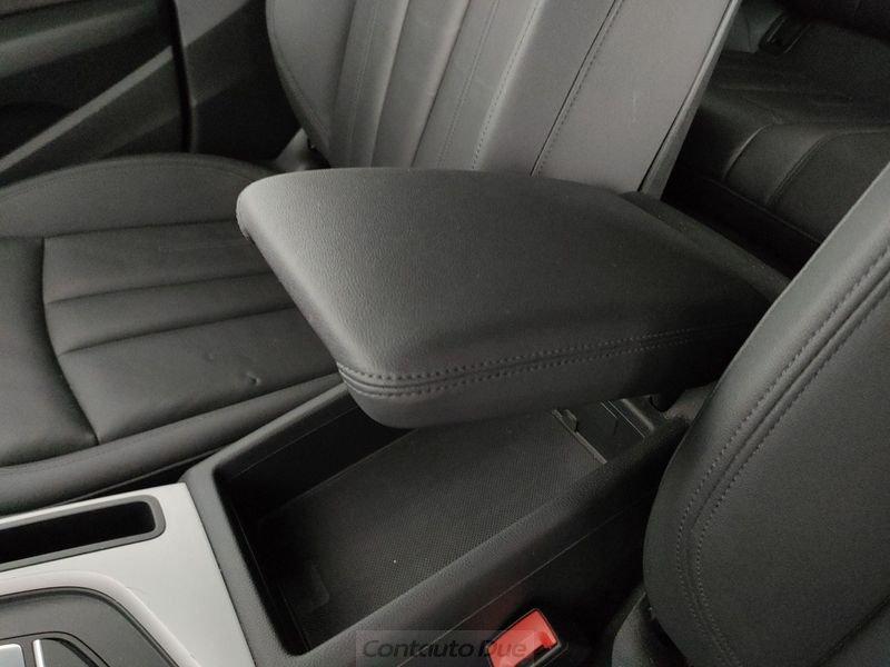 Audi A4 2.0 35 TDI MHEV Business Advanced S Tronic