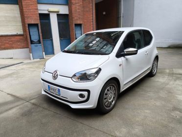 VOLKSWAGEN up! 1.0 75 CV 3 porte high up full optional