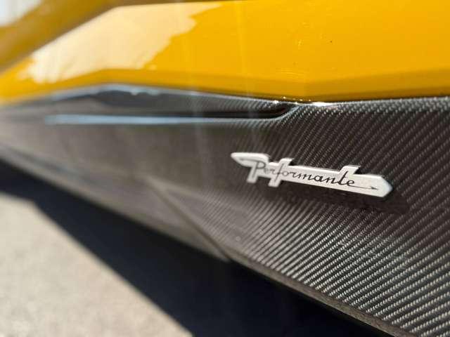Lamborghini Urus PERFORMANTE 4.0 V8 S auto 5posti FULL CARBON (Ex Calciatore) Lit Price € 349.742