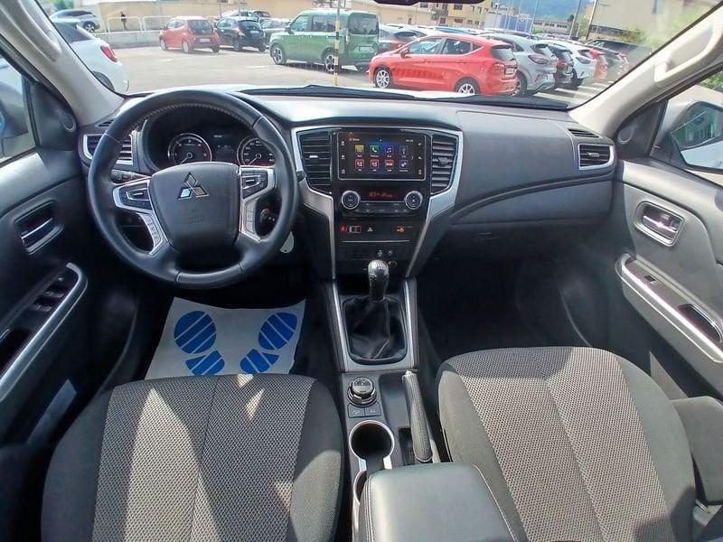 Mitsubishi L200 2.3 D Club Cab 4x4 Super Select Intense + IVA