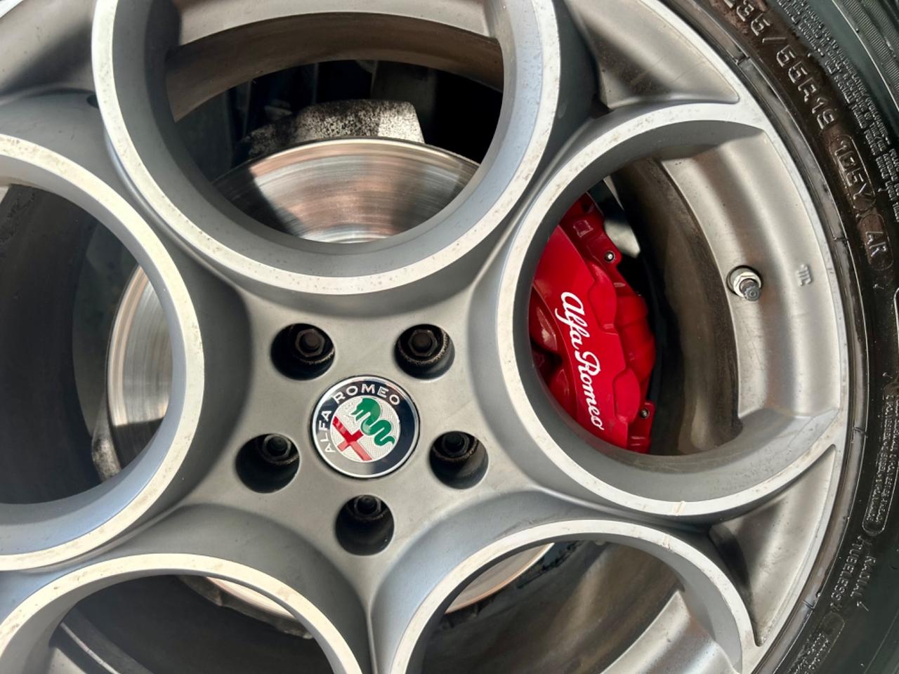 Alfa Romeo Stelvio 2.2 210 CV AT8 Q4 FINANZIABILE