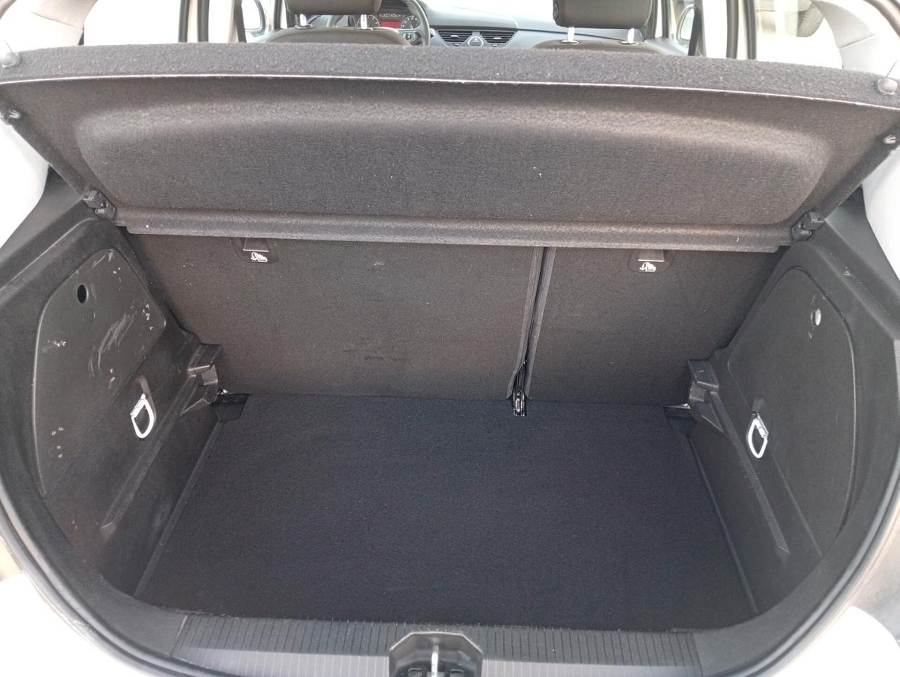 Opel Corsa 1.4 90CV GPL Tech 5 porte b-Color