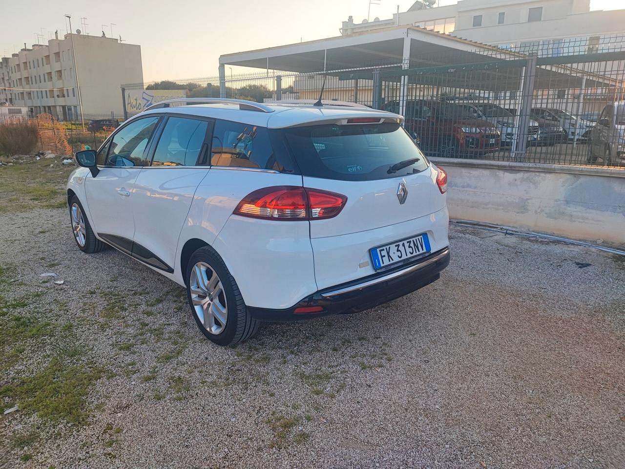 Renault Clio Sporter dCi 8V 90CV EDC Start&Stop Energy Zen