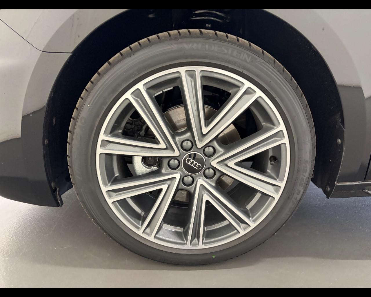 AUDI A1 SPORTBACK 30 TFSI S-TRONIC S LINE EDITION