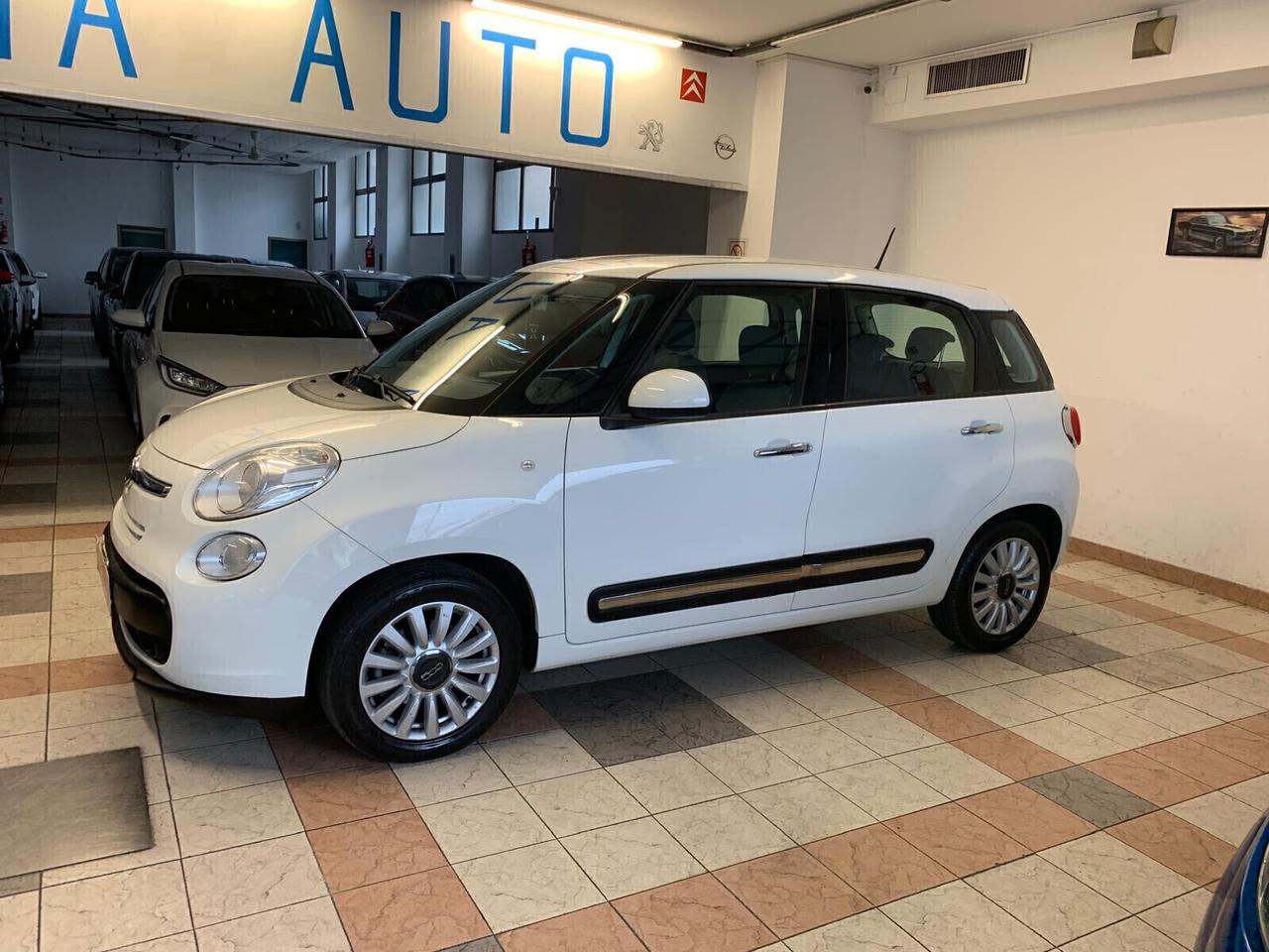 Fiat 500L 1.4 95 CV Lounge Adatta ai neopatentati