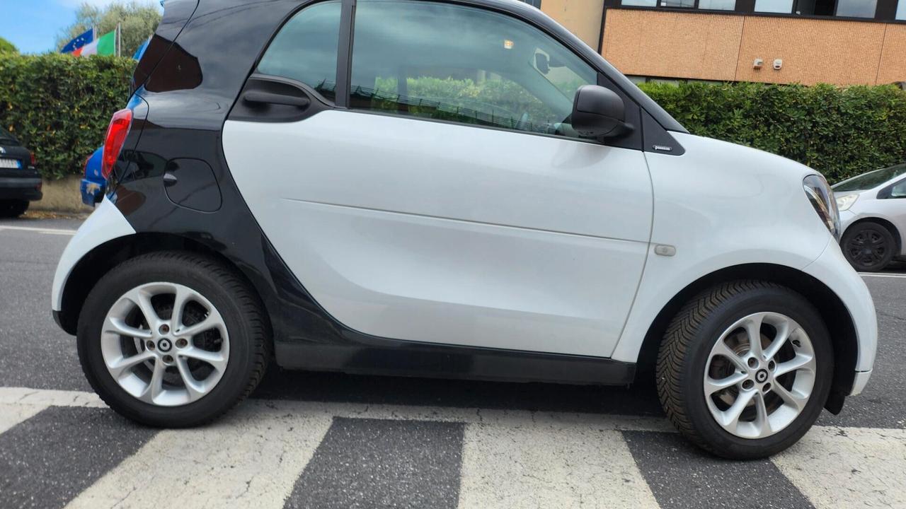 Smart ForTwo 70 1.0 Passion
