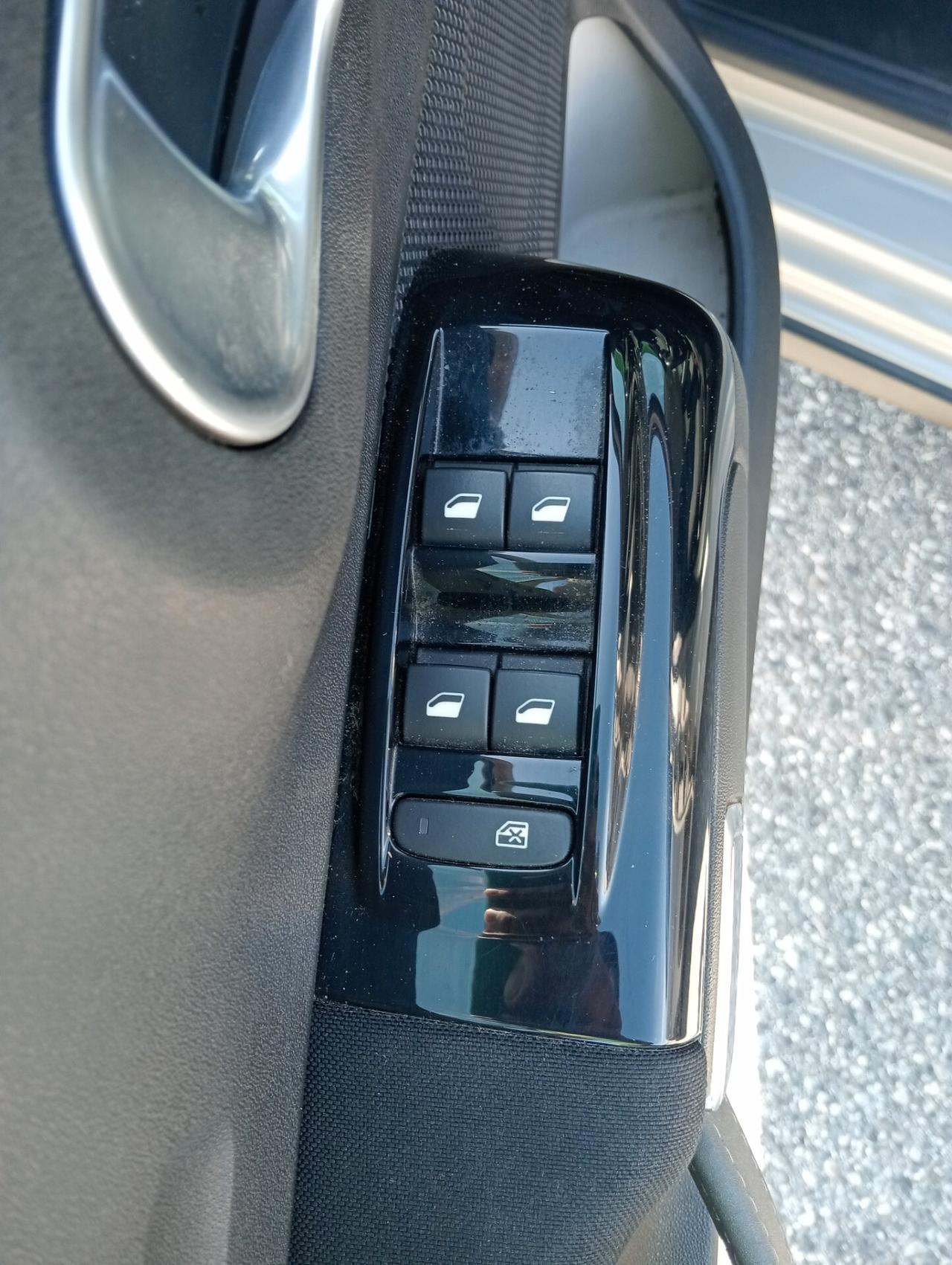Citroen C3 1.2 110cv Shine UNIPROPRIETARIO