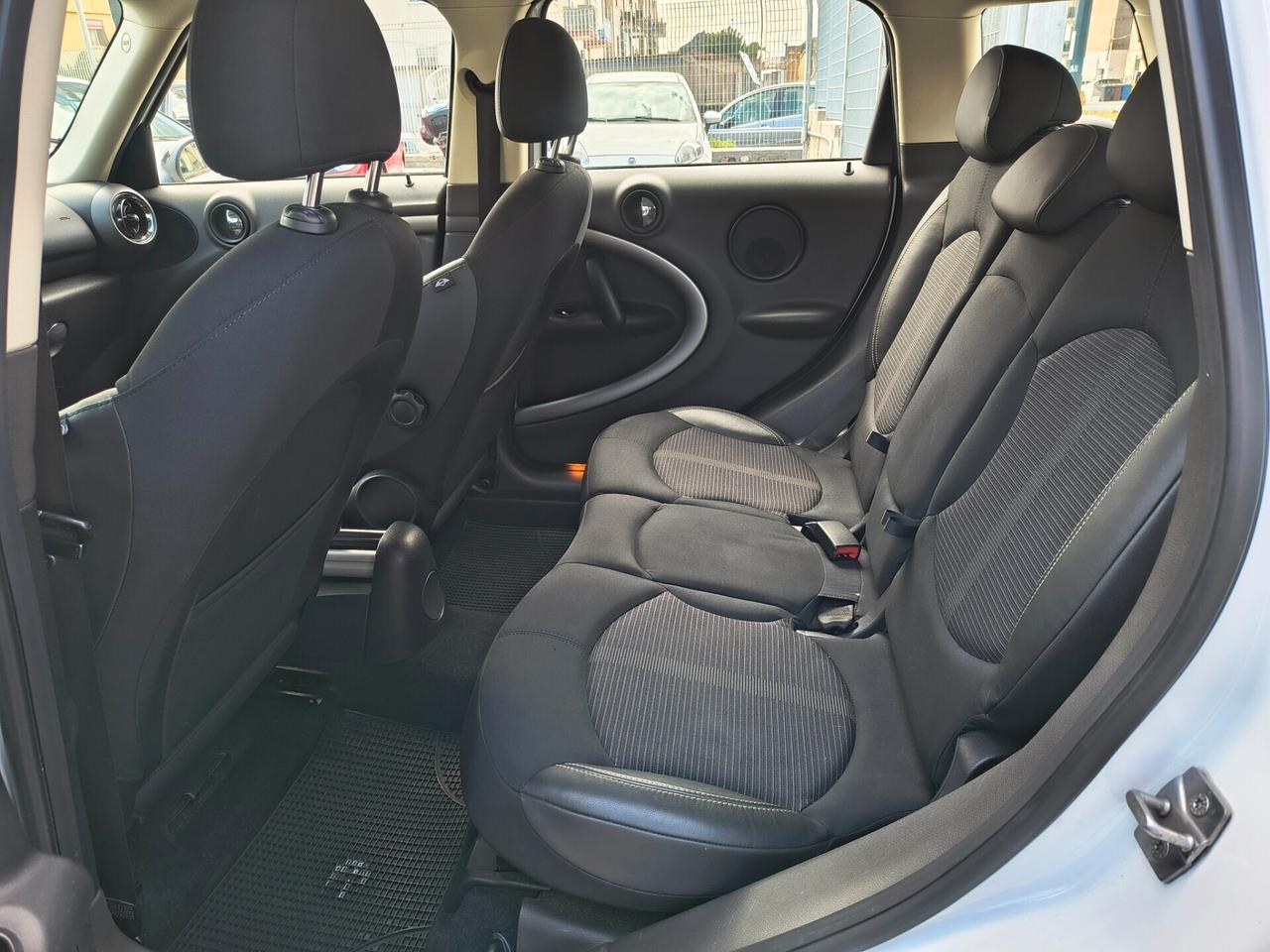 MINI COUNTRYMAN COOPER 1.6 DIESEL SOLO 68.000 KM