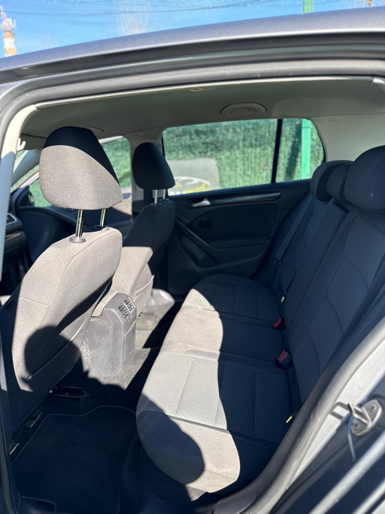 Volkswagen GOLF 6 2011 1.6 TDI NEOPATENTATI 5 PORTE