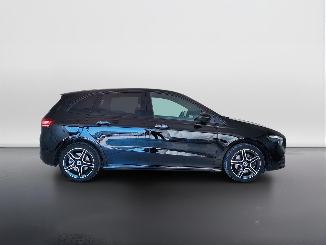 Mercedes-Benz Classe B - W247 2023 - B 250 e phev AMG Line Advanced Plus auto