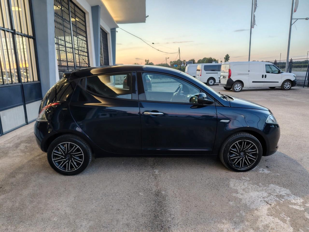 Lancia Ypsilon 1.3 MJT 16V 95 CV 5 porte S&S Platinum