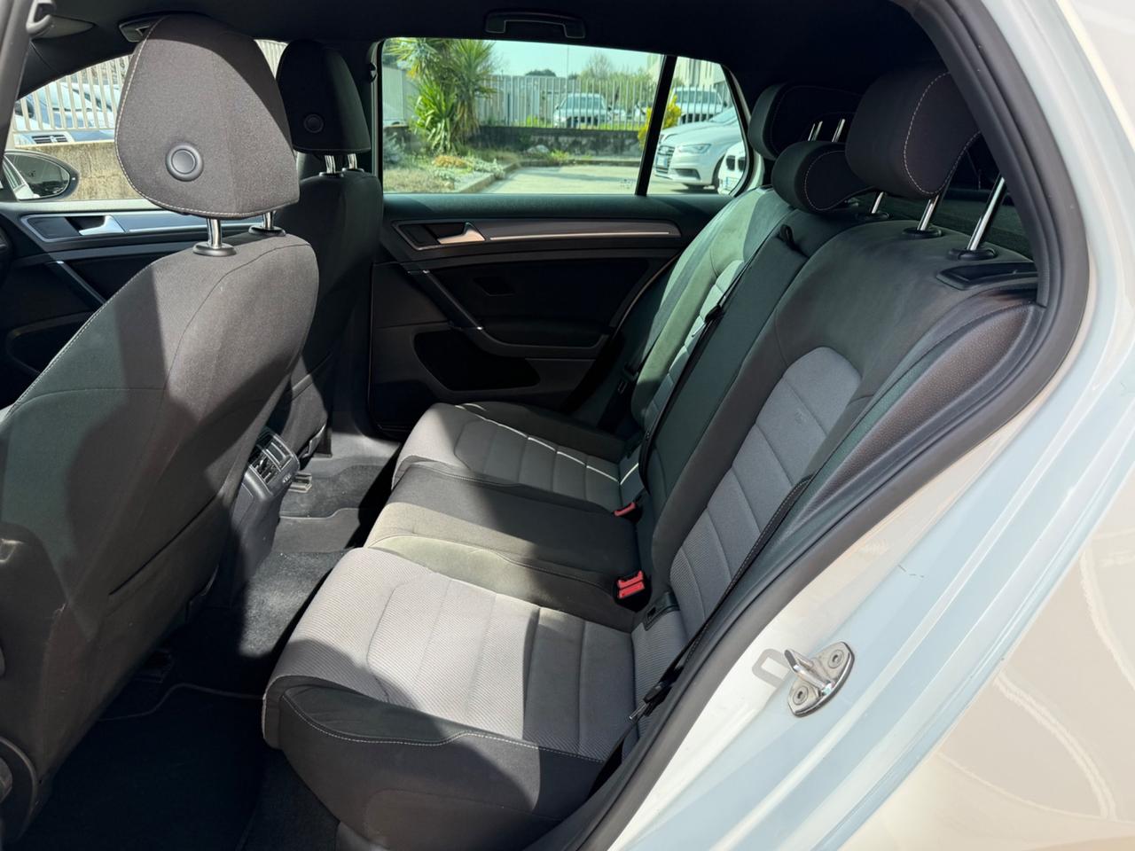 Volkswagen Golf 1.6 TDI 110 CV DSG 5p. Rline BlueMotion Technology