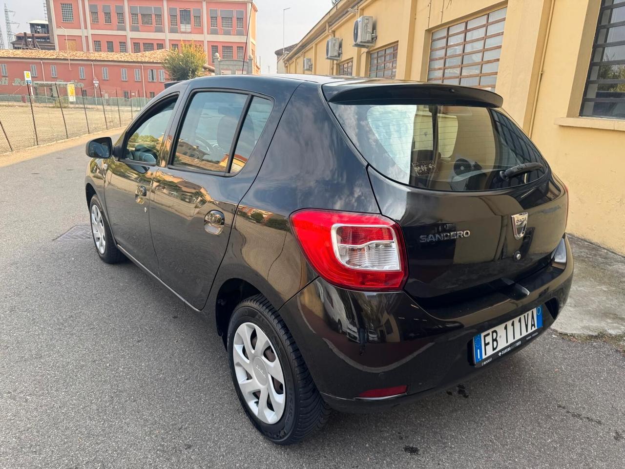 Dacia Sandero ANNO 2015 0.9 BENZ 111.000 KM EURO6