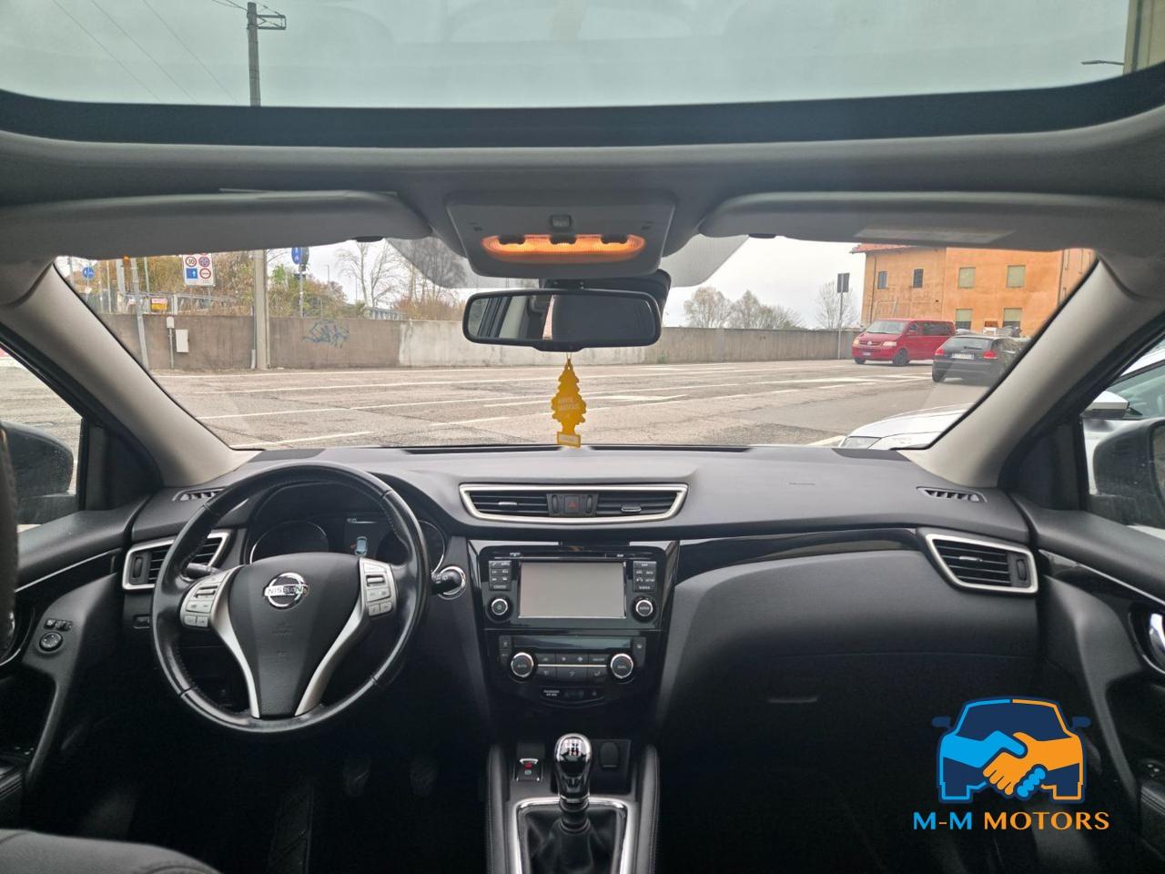 NISSAN Qashqai 1.5 dCi Tekna Plus