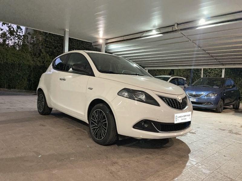 Lancia Ypsilon 1.0 FireFly 70cv S&S Hybrid GOLD