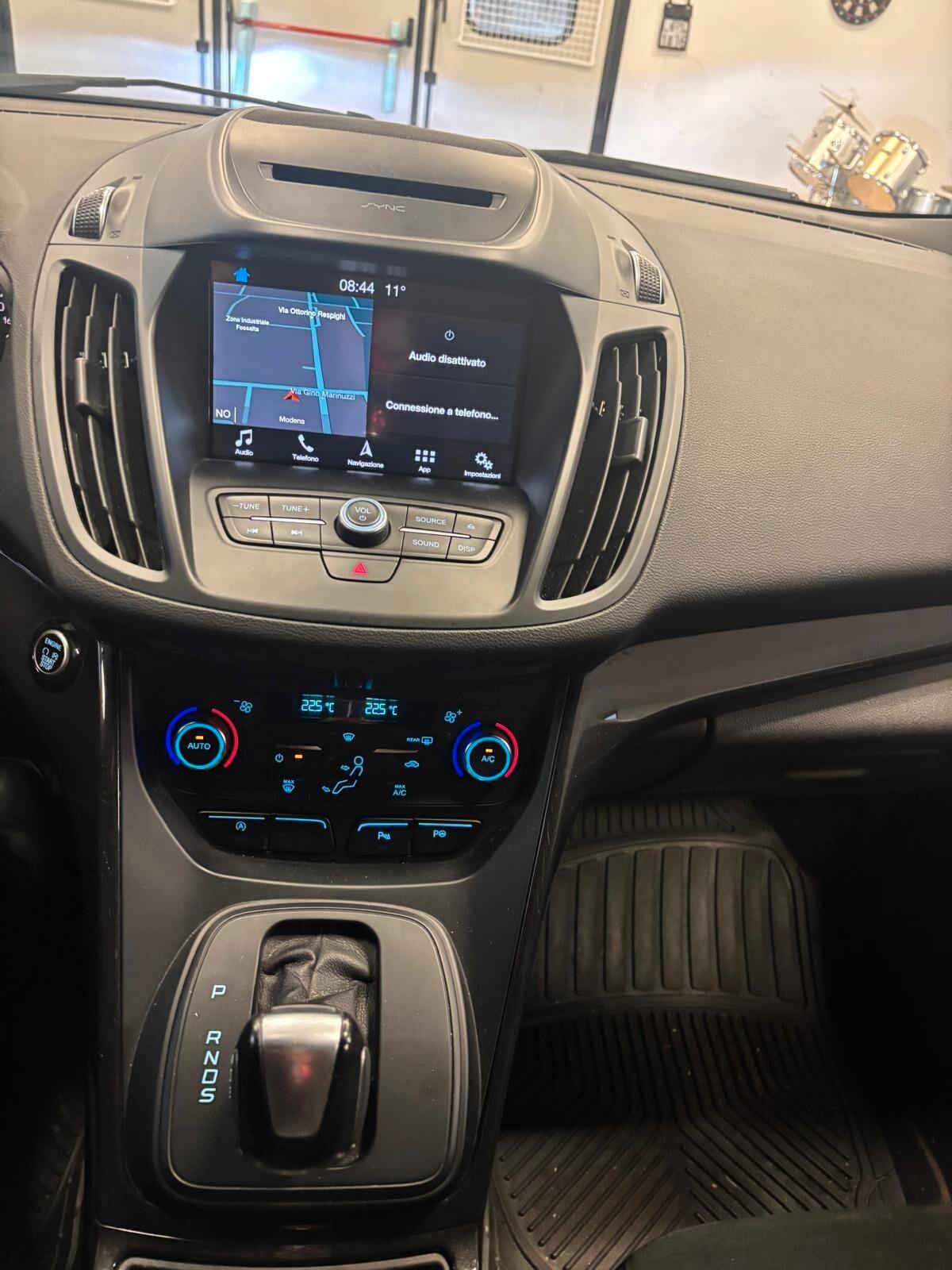 Ford Kuga 2.0 TDCI 120 CV S&S 2WD Powershift ST-Line