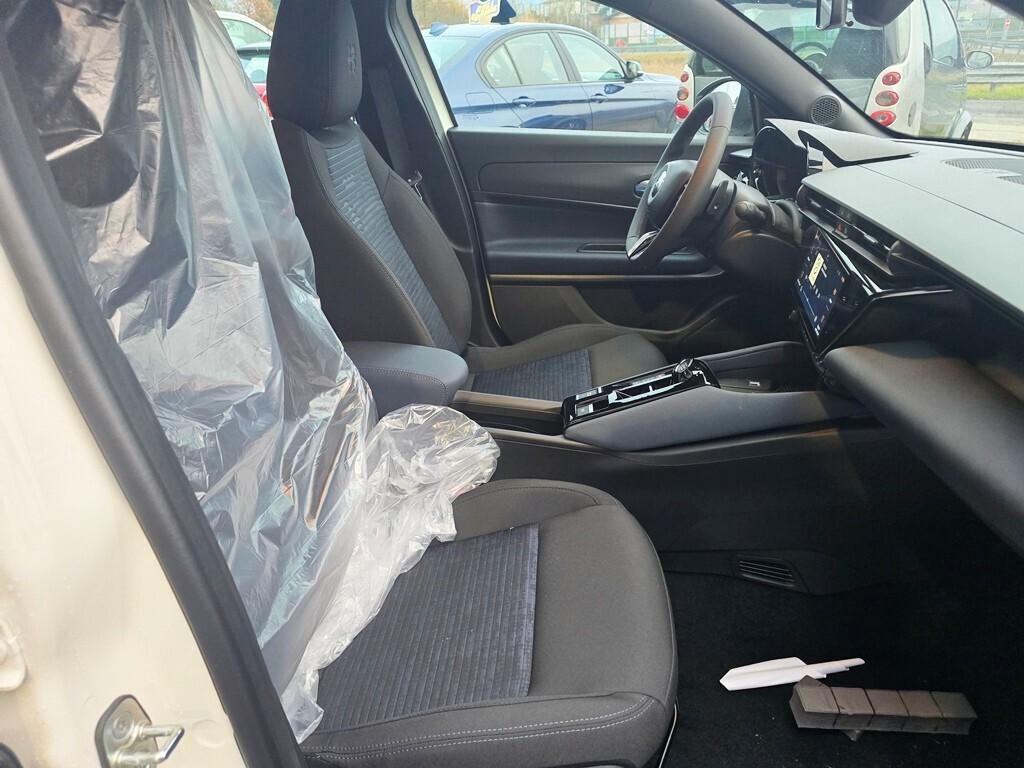 Alfa Romeo Junior 1.2 145 CV Hybrid eDCT6