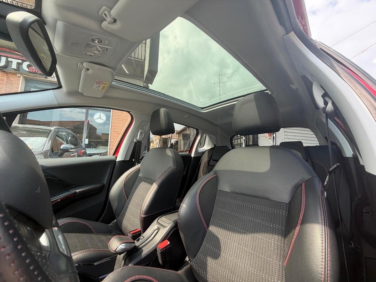 Peugeot 2008 1.6 HDI 100 GT LINE STRAFULL