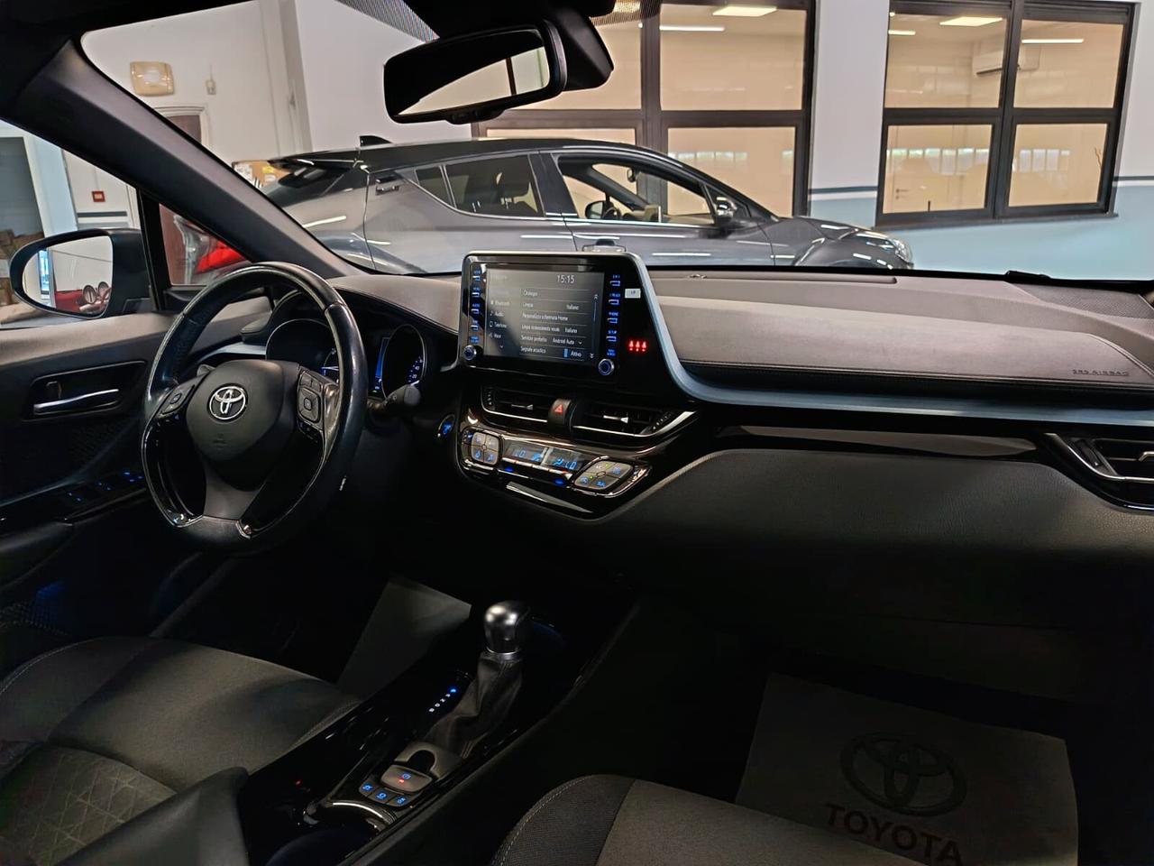Toyota C-HR 1.8 Hybrid E-CVT Trend