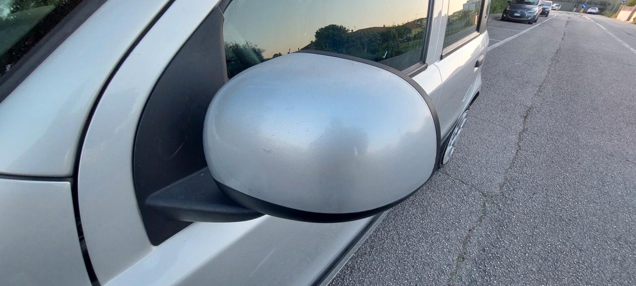 PANDA 1,2 GPL DI SERIE SCADENZA 2031 FRIZIONE NUOVA+DISTRIBUZIONE SENSORI DI PARCHEGGIO IMPECCABILE