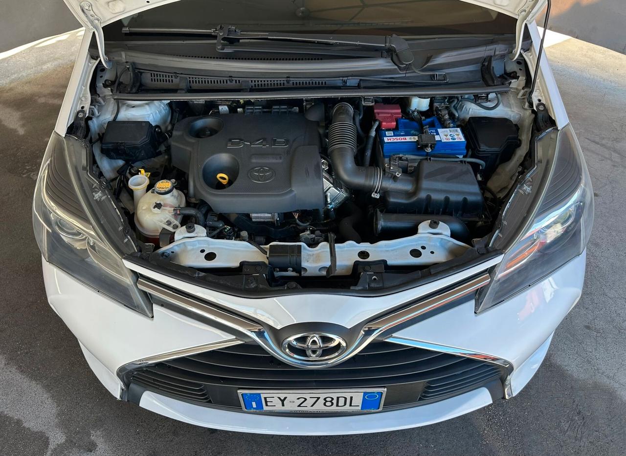 Toyota Yaris 1.4 D-4D 5 porte Lounge
