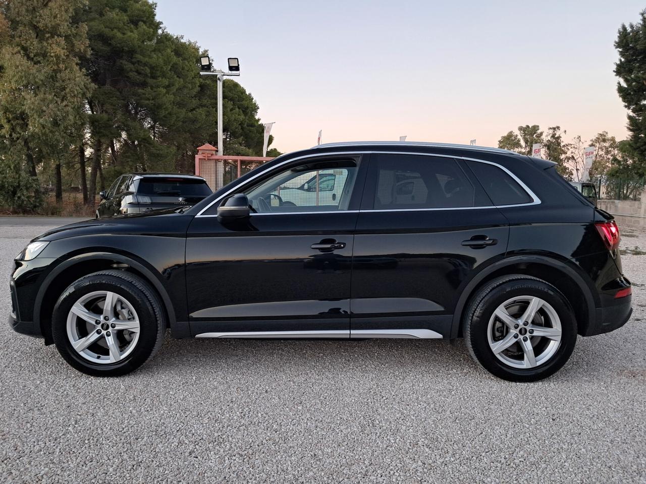 New Audi Q5 40 TDI 204cv *LED-NAVY*RADAR-VIRTUAL*