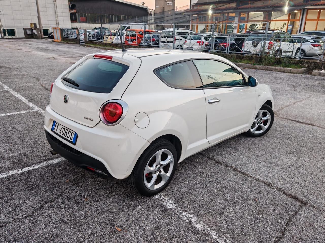 Alfa Romeo MiTo 1.4 benz 77cv Neopat E6