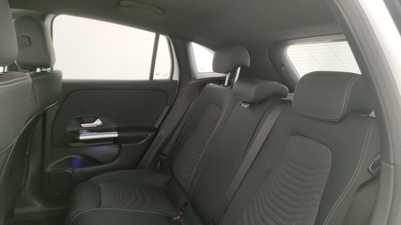 Mercedes-Benz GLA 200 d Progressive Advanced Plus auto