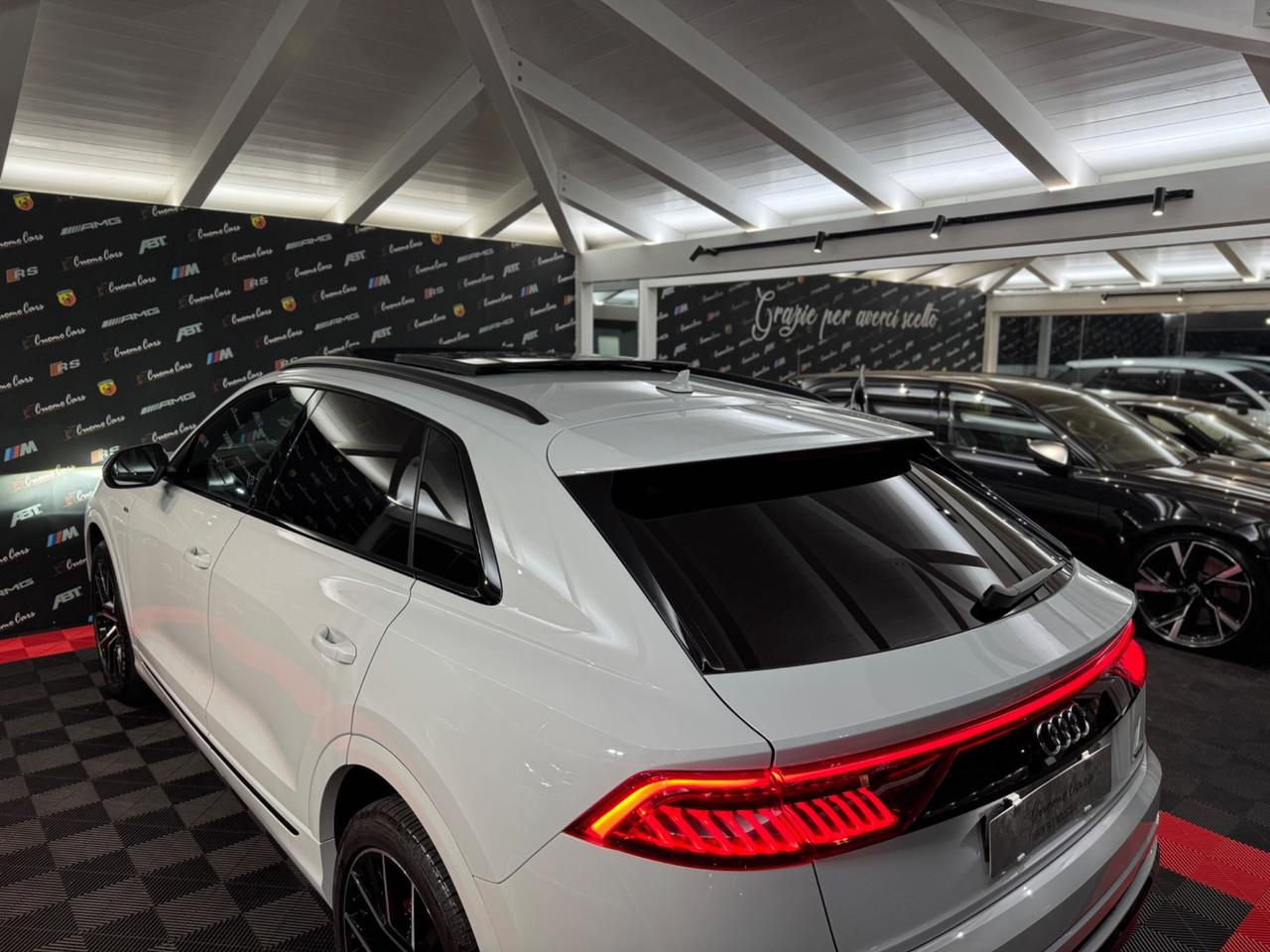 Audi Q8 50 TDI 286 CV quattro S-line