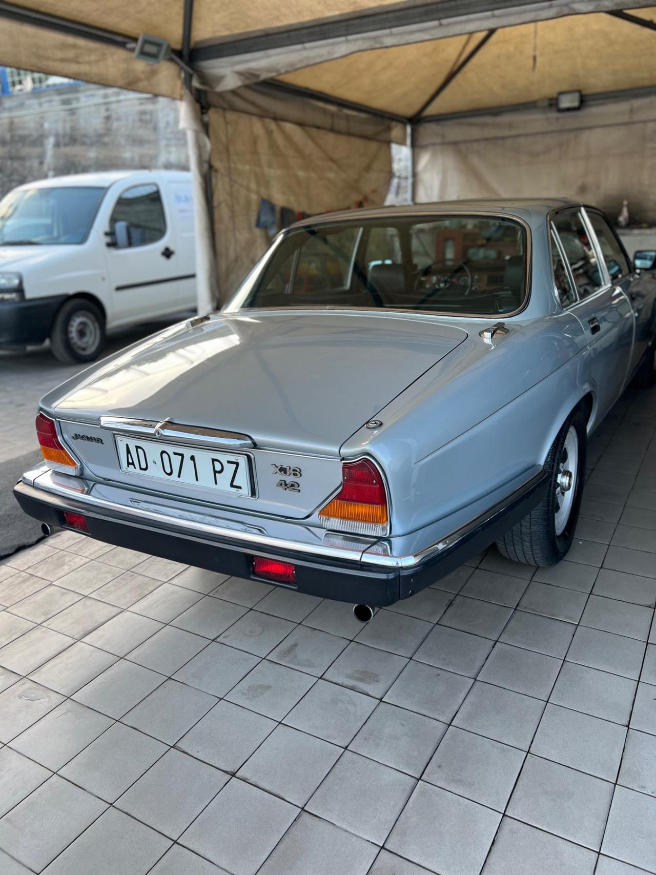 Jaguar XJ6 4.2 benzina