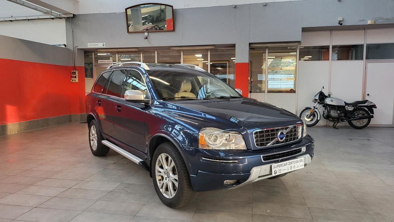 Volvo XC90 4X4 D5 AWD Geartronic Executive 7POSTI