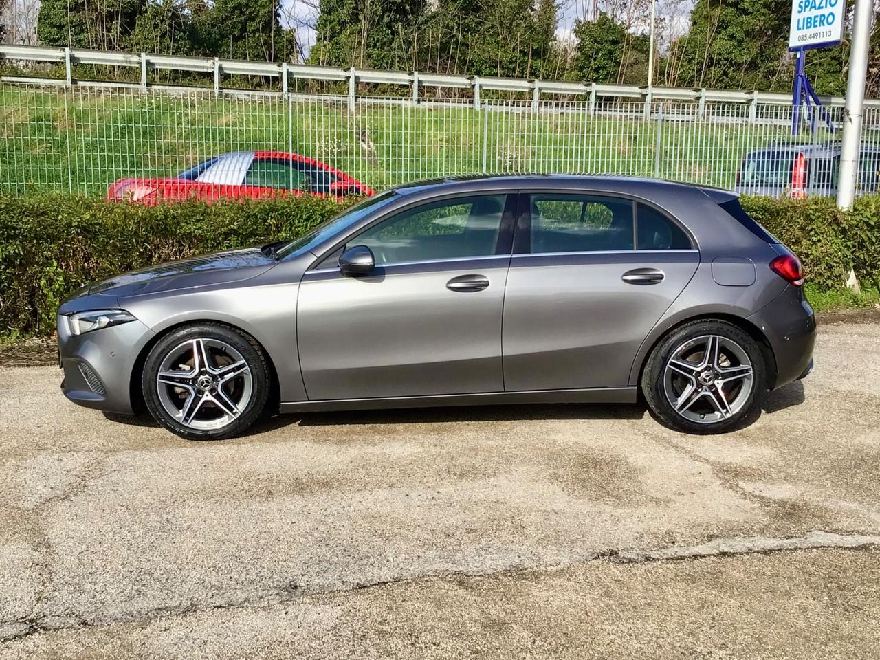 Mercedes-benz A 180 d Automatic Business 115Cv