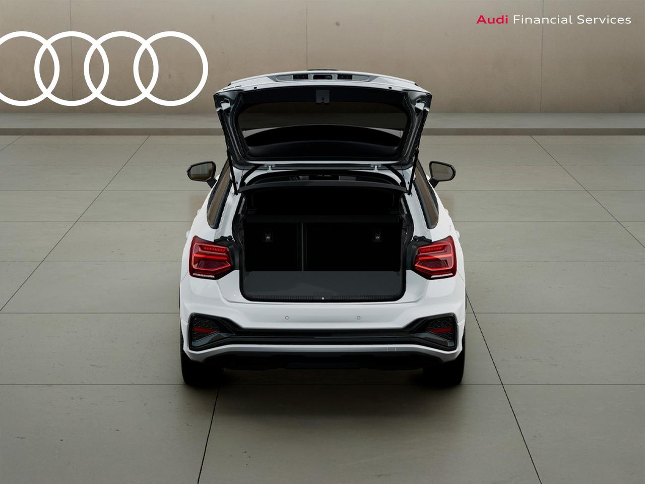 Audi Q2 30 2.0 tdi identity black