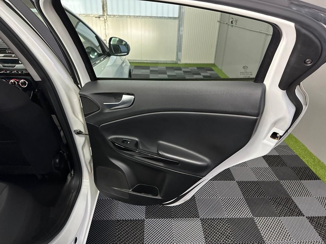 Alfa Romeo Giulietta 1.4 Turbo 120 CV GPL Distinctive