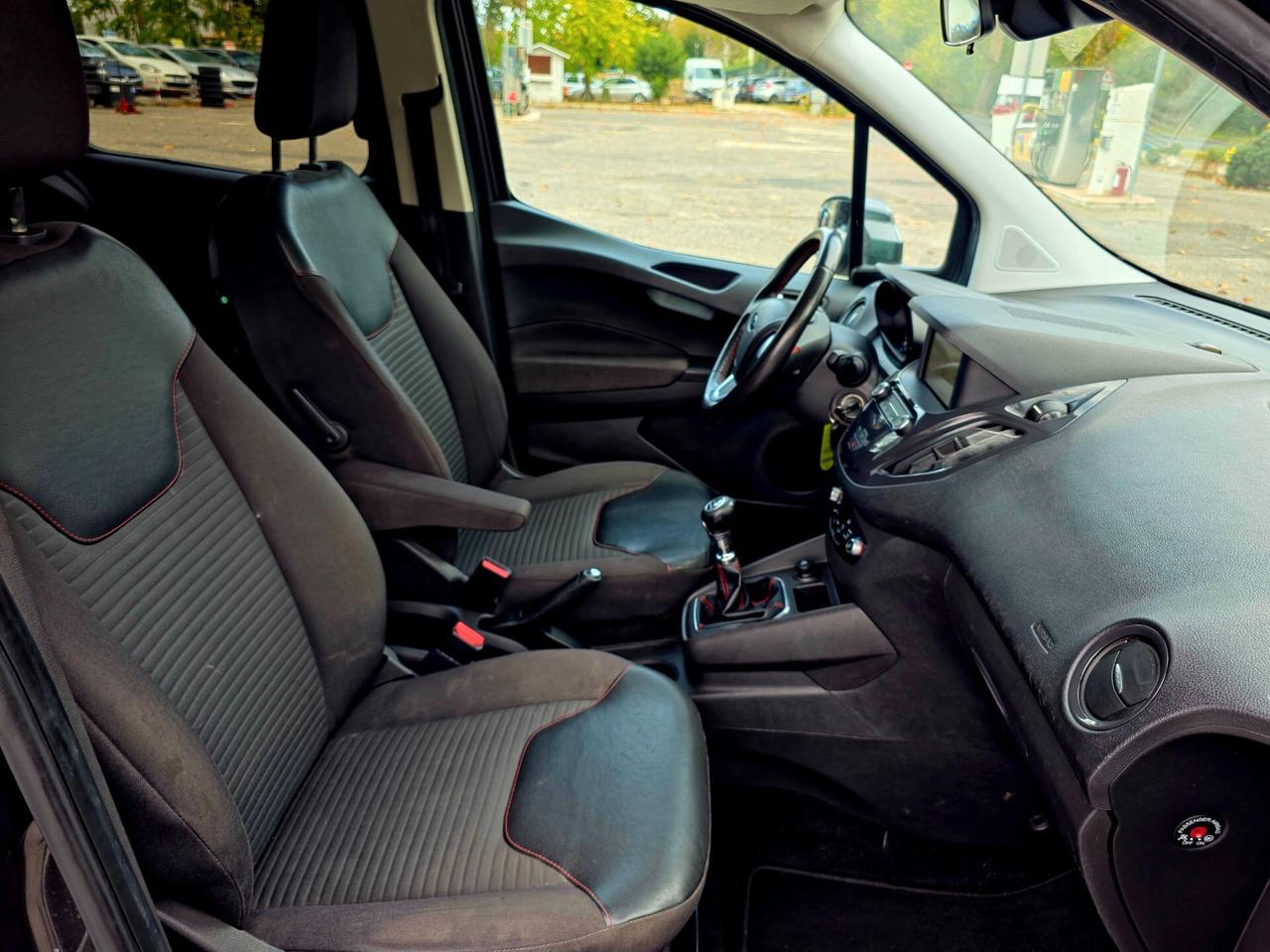 Ford Tourneo Courier 1.5 TDCI 75 CV Sport 2019-E6 Manuale NEO