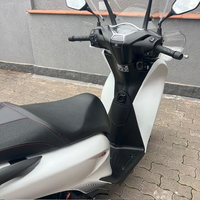 Honda SH 150 SPORT