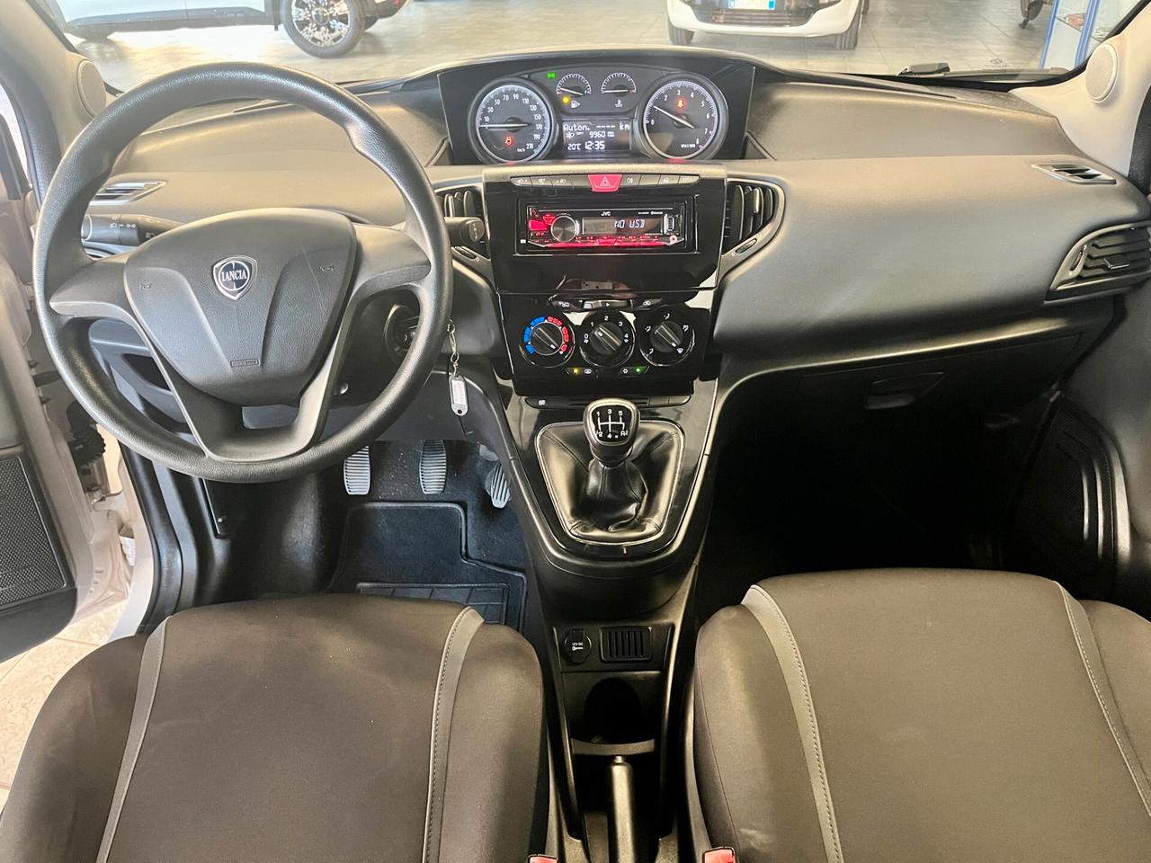 Lancia Ypsilon 1.2 69 CV 5 porte Gold