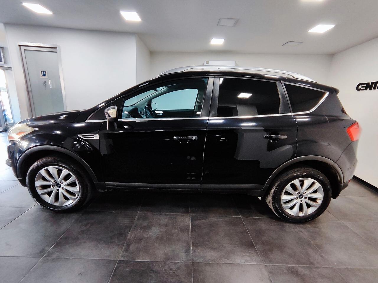 Ford Kuga 2.0 TDCi 136 CV 4WD Titanium TETTO