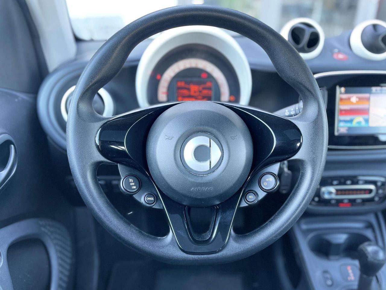 smart forTwo 1.0 Benzina 71CV E6 Automatica Neo - 2019