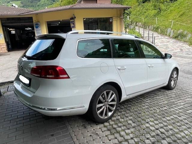 Volkswagen Passat 2.0 TDI AUTOCARRO 2013