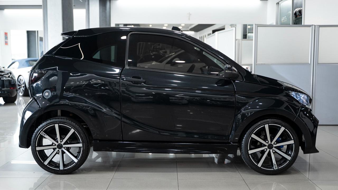 Aixam Coupe GTI 16" PACK LUCI CARPLAY LED PELLE FULL OPTIONAL