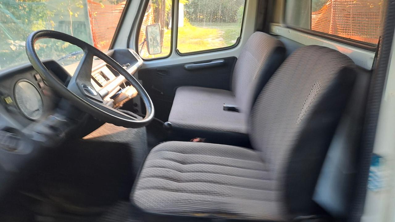 Mercedes Benz 407 d pochi km