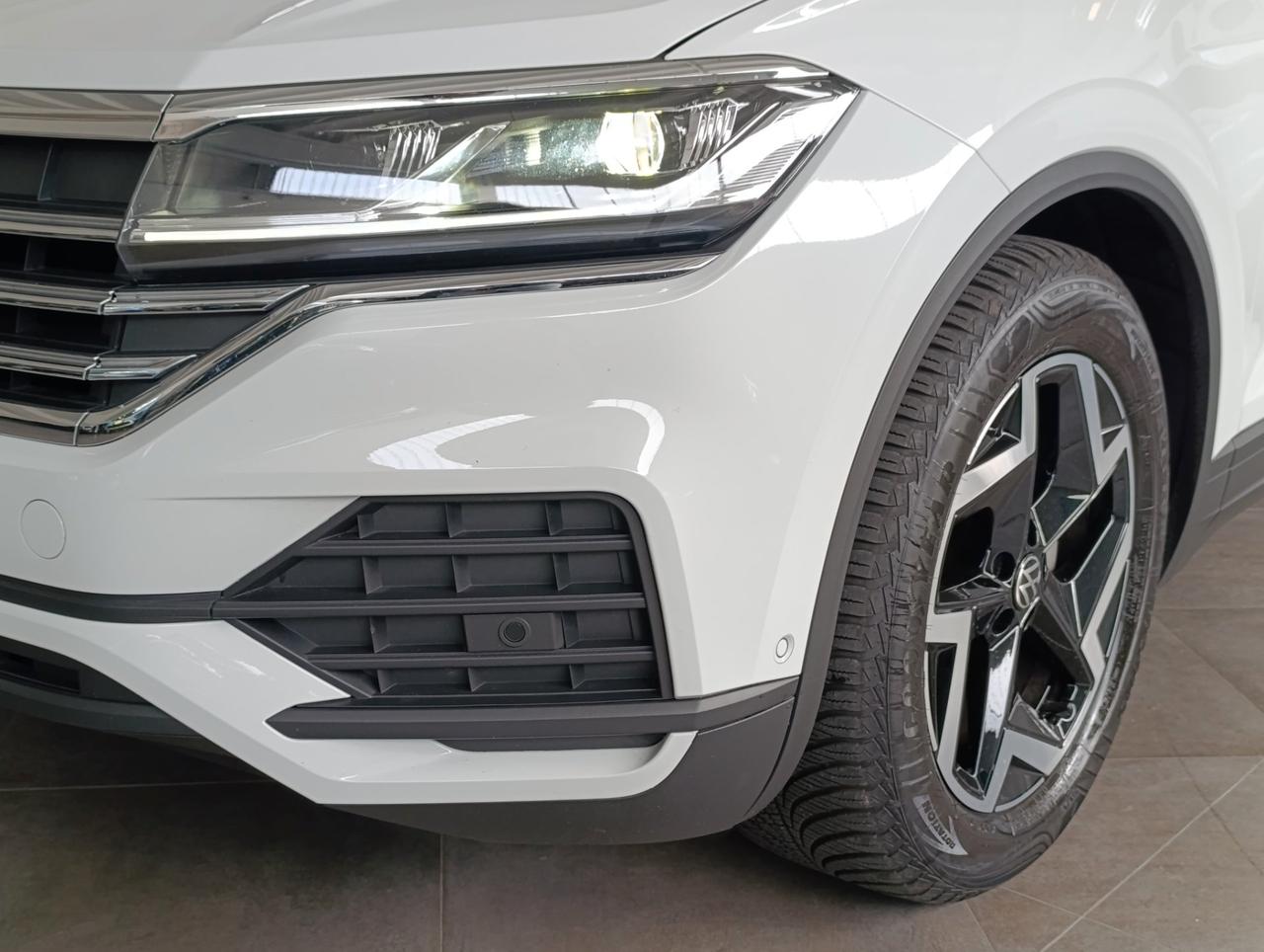 Volkswagen Touareg 3.0 V6 tdi scr 231cv auto