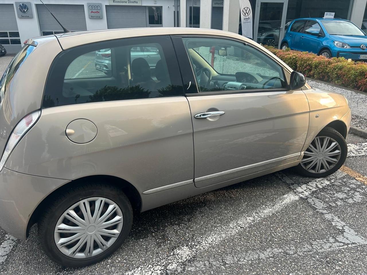 Lancia Ypsilon 1.2 DIVA 2011 TAGLIANDATA