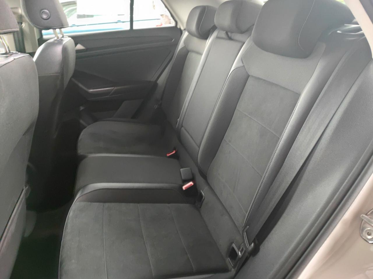 Volkswagen T-Roc 1.0 TSI 110 CV Style