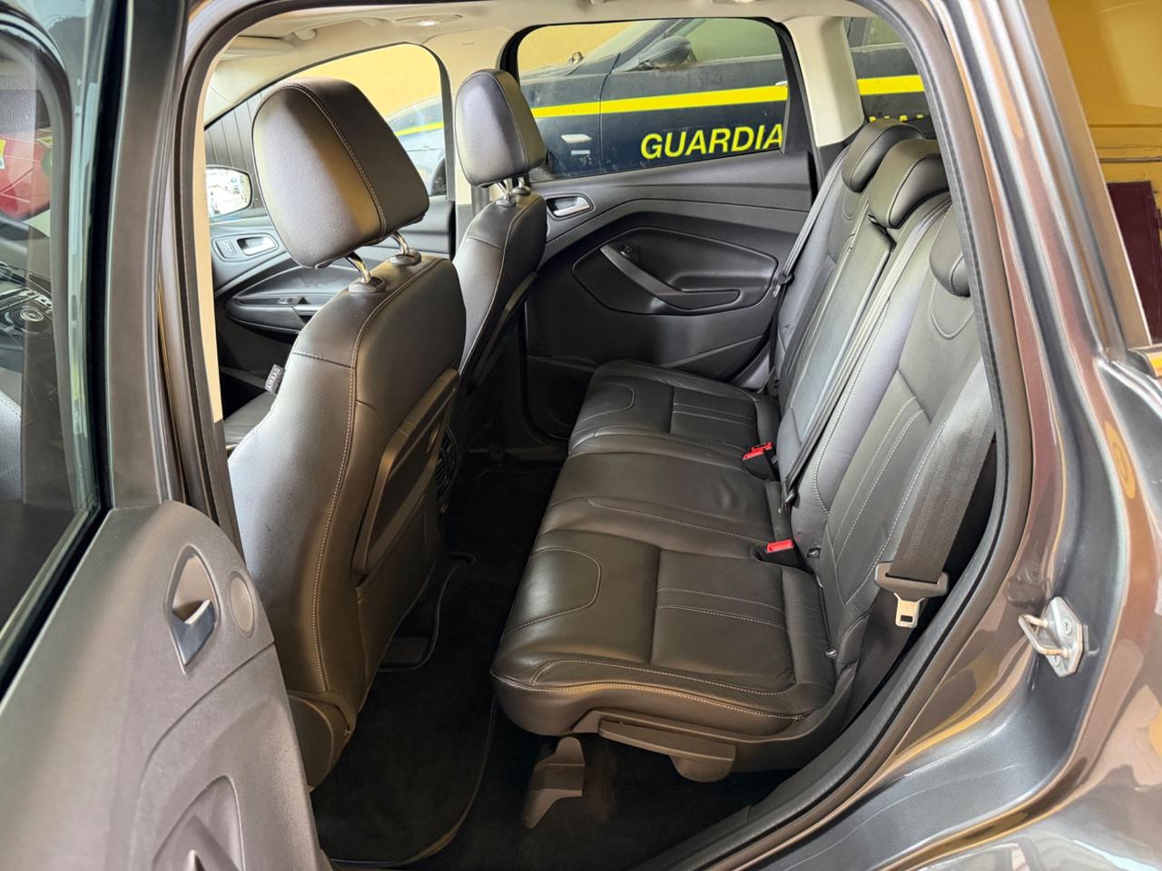 Ford Kuga 2.0 TDCI 4WD Titanium Full Optional