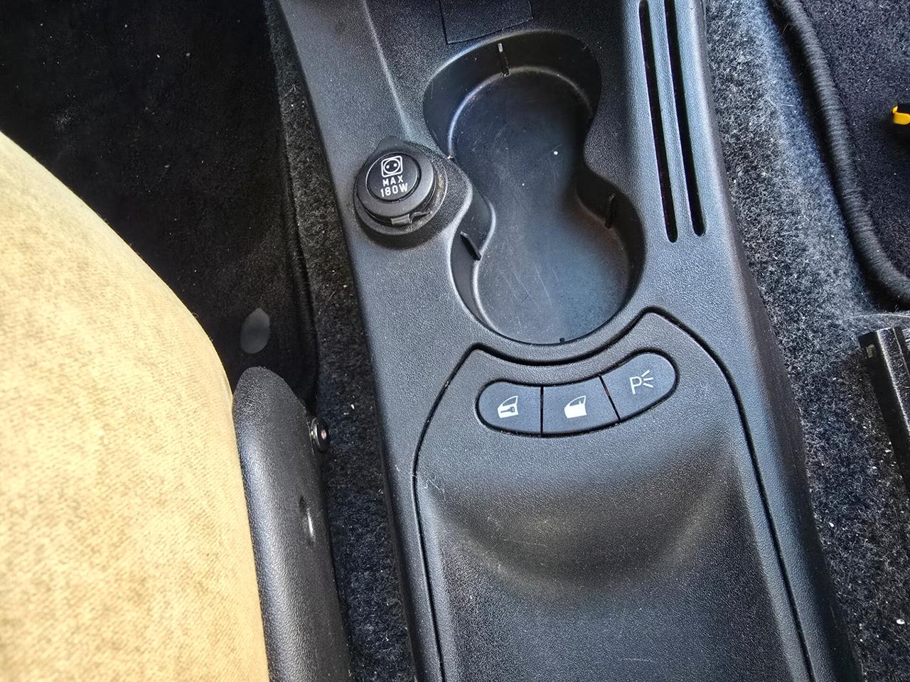 Lancia Ypsilon 1.3 MJT 75 CV Argento